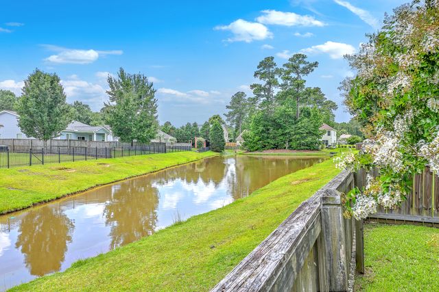 605 Grassy Hill Road, Summerville, SC 29483
