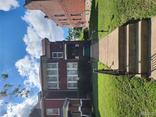 4450 Holly Avenue, St Louis, MO 63115