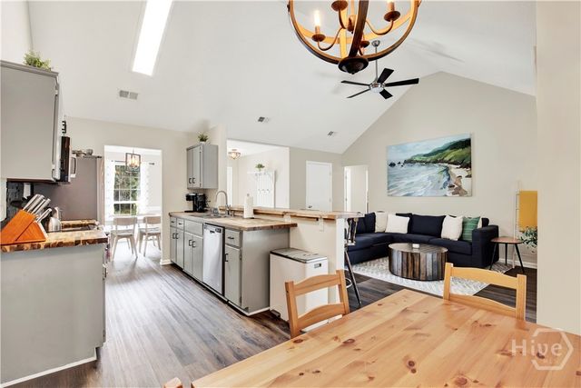 12 Oyster Catcher Lane, Savannah, GA 31410