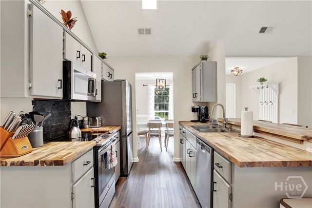 12 Oyster Catcher Lane, Savannah, GA 31410