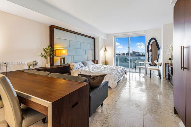 50 Biscayne Blvd 907, Miami, FL 33132