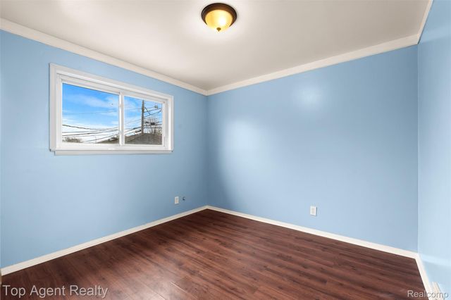 29010 Wagner Drive, Warren, MI 48093