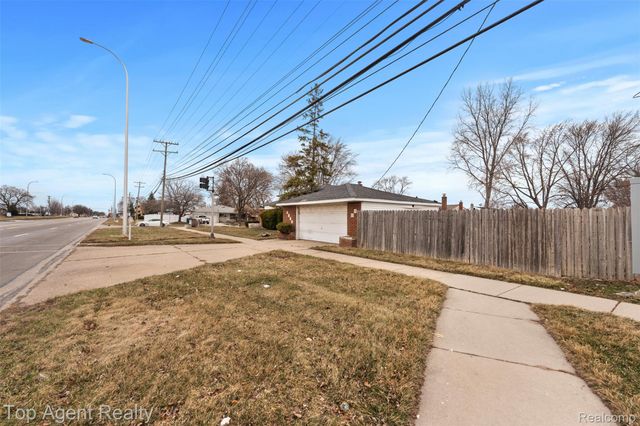 29010 Wagner Drive, Warren, MI 48093