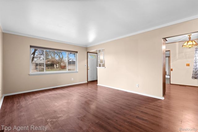 29010 Wagner Drive, Warren, MI 48093