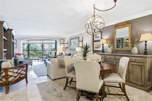 5880 MIDNIGHT PASS ROAD 302, Sarasota, FL 34242