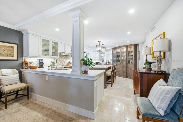 5880 MIDNIGHT PASS ROAD 302, Sarasota, FL 34242