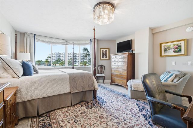 5880 MIDNIGHT PASS ROAD 302, Sarasota, FL 34242