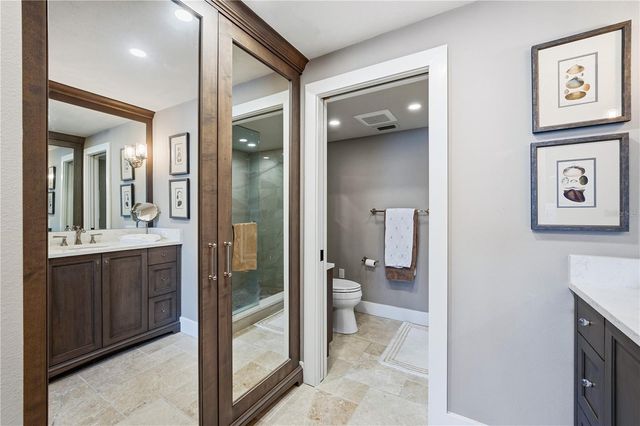 5880 MIDNIGHT PASS ROAD 302, Sarasota, FL 34242