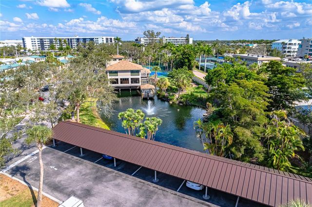 5880 MIDNIGHT PASS ROAD 302, Sarasota, FL 34242