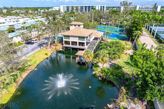 5880 MIDNIGHT PASS ROAD 302, Sarasota, FL 34242