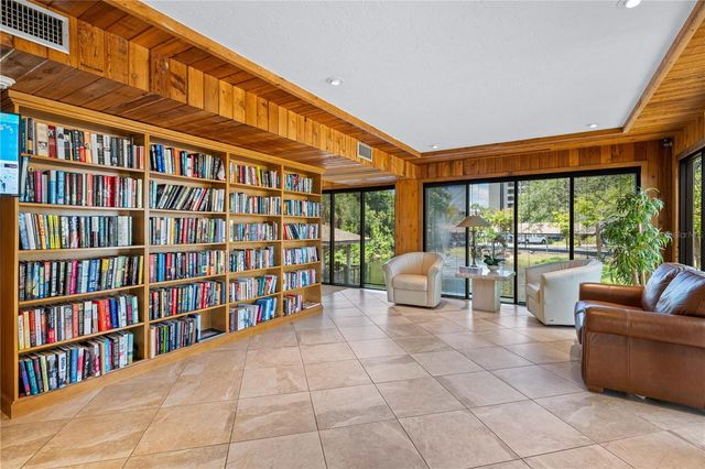 5880 MIDNIGHT PASS ROAD 302, Sarasota, FL 34242