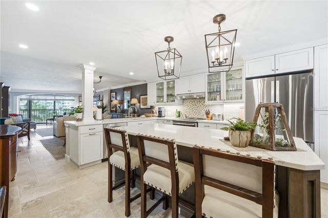 5880 MIDNIGHT PASS ROAD 302, Sarasota, FL 34242