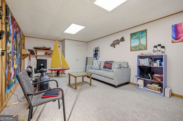 975 Chattahoochee Way, Cornelia, GA 30531