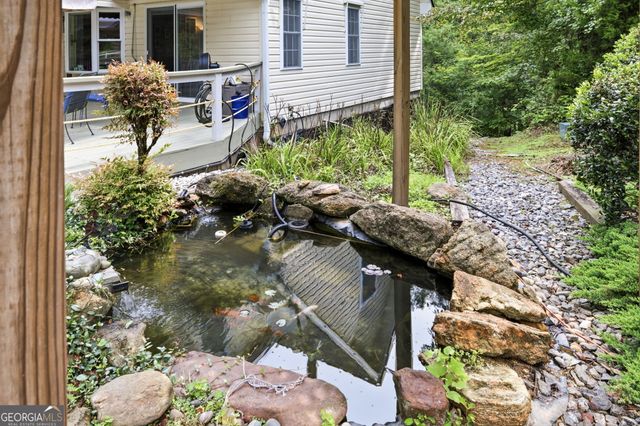 975 Chattahoochee Way, Cornelia, GA 30531