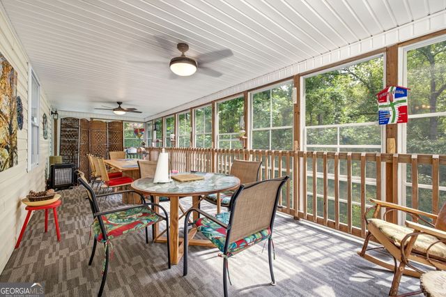 975 Chattahoochee Way, Cornelia, GA 30531