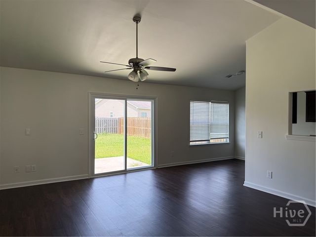 173 Willow Point Circle, Port Wentworth, GA 31407
