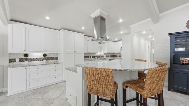 156 Trelawney, Mcqueeney, TX 78123