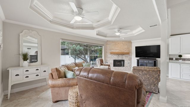 156 Trelawney, Mcqueeney, TX 78123
