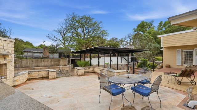 156 Trelawney, Mcqueeney, TX 78123