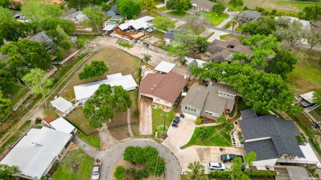 156 Trelawney, Mcqueeney, TX 78123