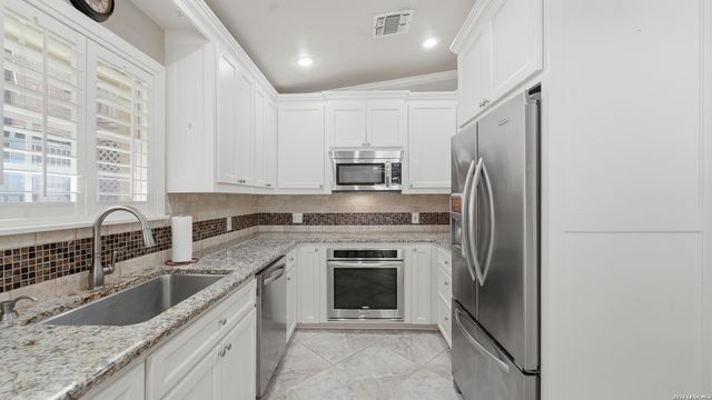 156 Trelawney, Mcqueeney, TX 78123