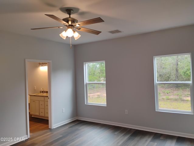 4367 Carey Boulevard, Chipley, FL 32428