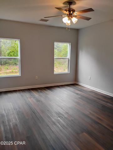 4367 Carey Boulevard, Chipley, FL 32428