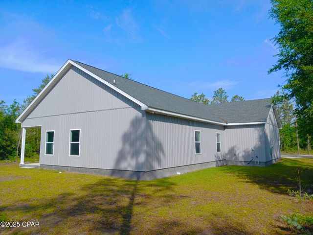 4367 Carey Boulevard, Chipley, FL 32428