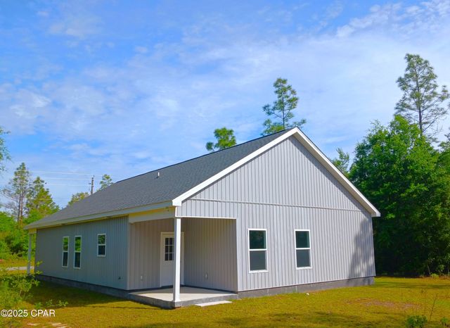 4367 Carey Boulevard, Chipley, FL 32428