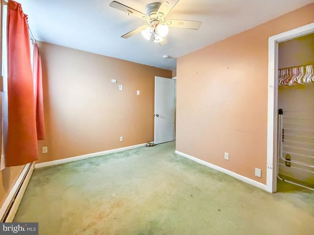 2751 KRUGER RD, Abington, PA 19001