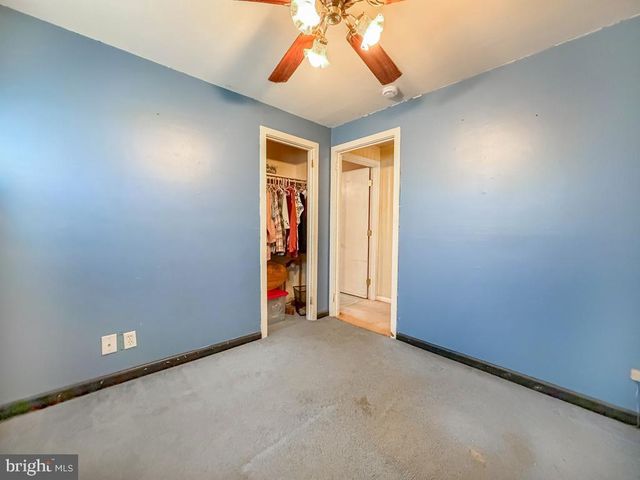 2751 KRUGER RD, Abington, PA 19001