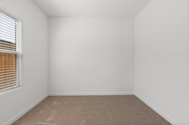 7133 W Willis Avenue, Fresno, CA 93723