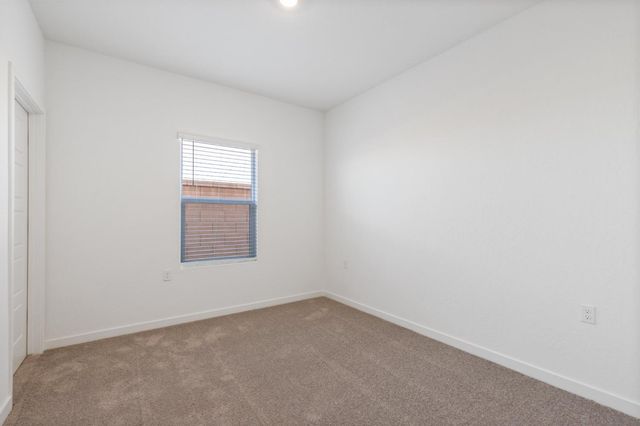 7133 W Willis Avenue, Fresno, CA 93723