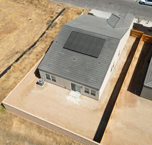 7133 W Willis Avenue, Fresno, CA 93723