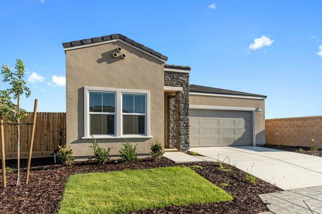 7133 W Willis Avenue, Fresno, CA 93723
