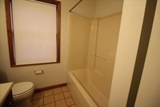 132 Tyngsboro Road 9, Chelmsford, MA 01863