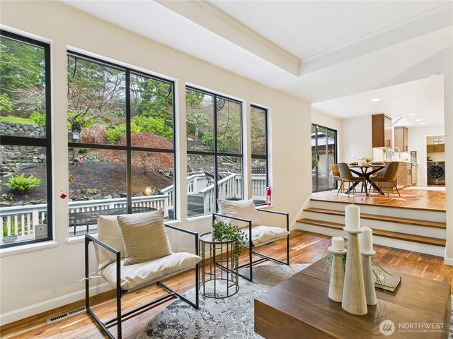 11906 SE 78th St, Newcastle, WA 98056