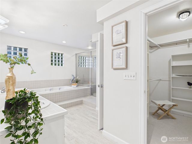 11906 SE 78th St, Newcastle, WA 98056