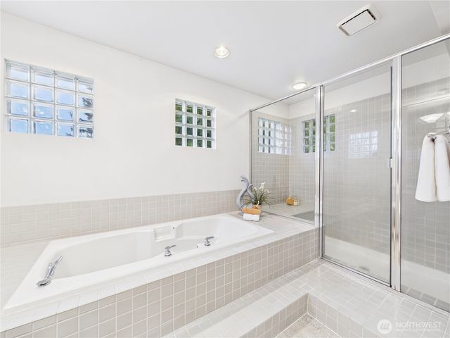 11906 SE 78th St, Newcastle, WA 98056