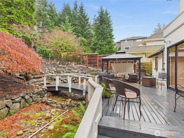 11906 SE 78th St, Newcastle, WA 98056