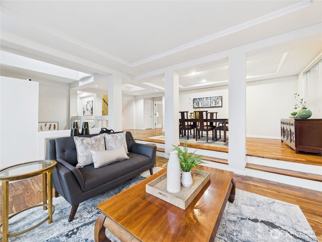 11906 SE 78th St, Newcastle, WA 98056