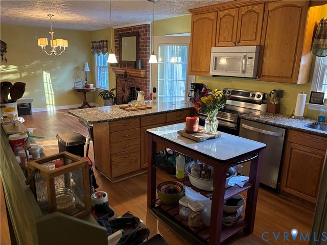 3766 Venter Rd, Aylett, VA 23009