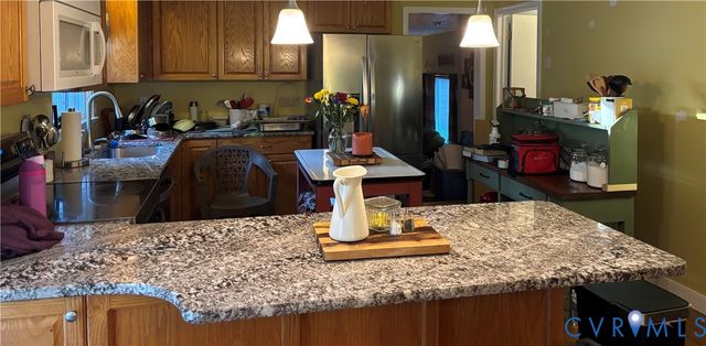 3766 Venter Rd, Aylett, VA 23009