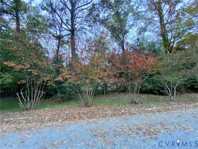 3766 Venter Rd, Aylett, VA 23009