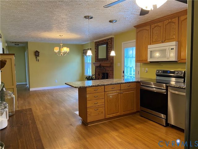 3766 Venter Rd, Aylett, VA 23009