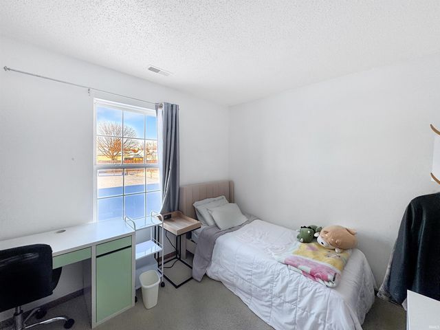 106 Broad Leaf Place, Mooresville, IN 46158