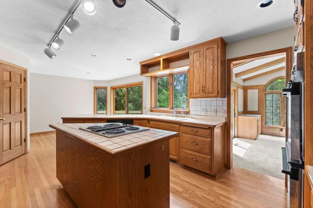 7890 Guild Court, Apple Valley, MN 55124