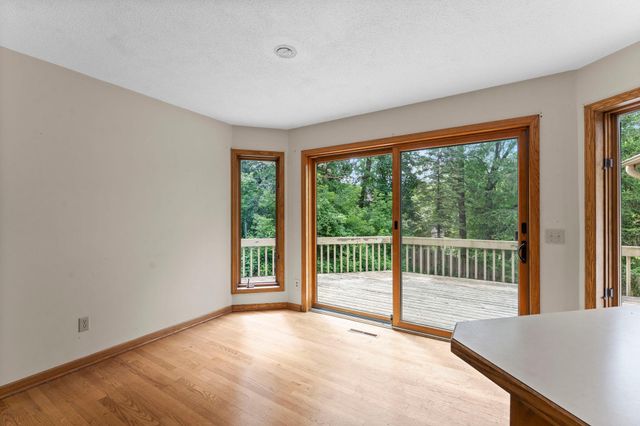 7890 Guild Court, Apple Valley, MN 55124