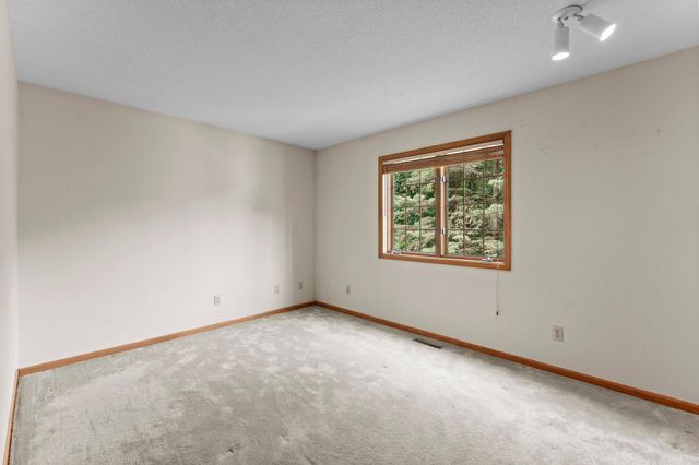 7890 Guild Court, Apple Valley, MN 55124