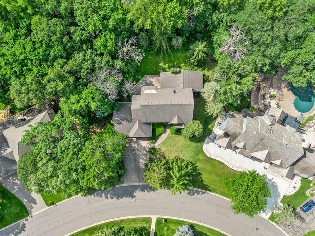 7890 Guild Court, Apple Valley, MN 55124